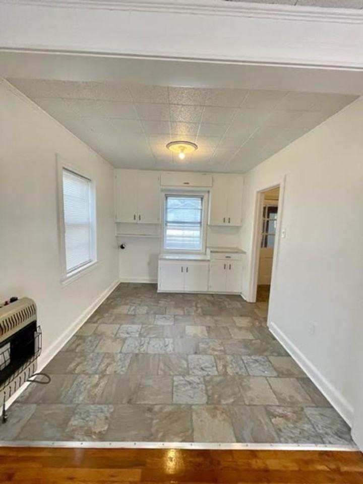 1633 N 18th St - Photo 4 of 10