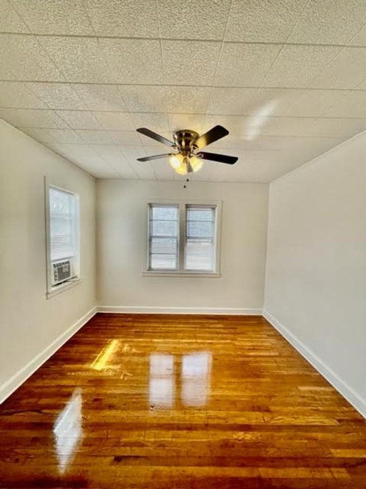 1633 N 18th St - Photo 7 of 10