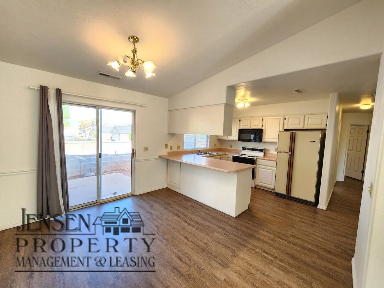 1040 N 1300 W #79 - Photo 3 of 23