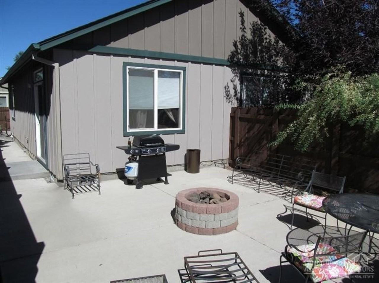 62593 Hawkview Rd - Photo 5 of 19