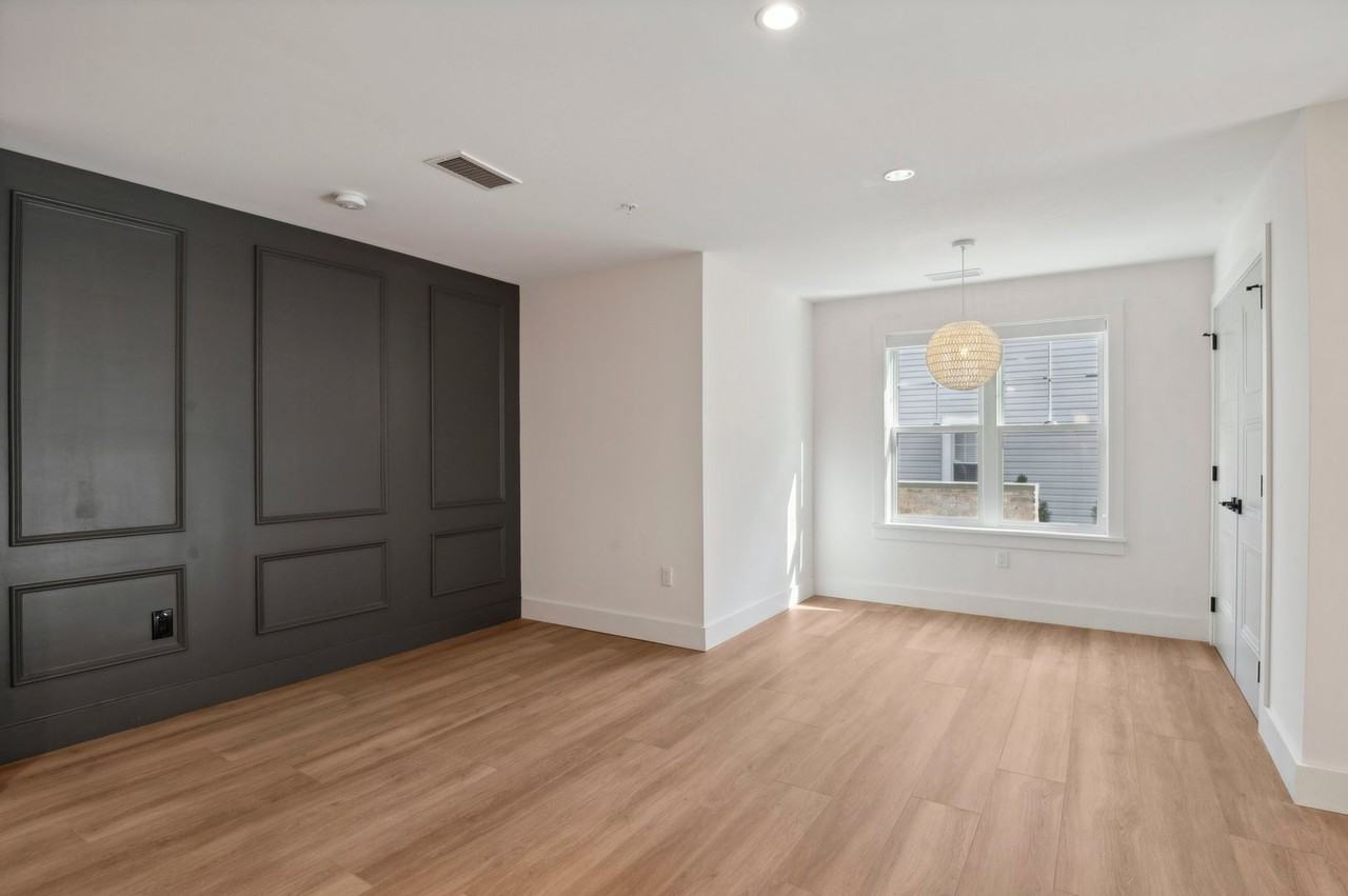 Chestnut Road Apartments - Photo 5 of 47