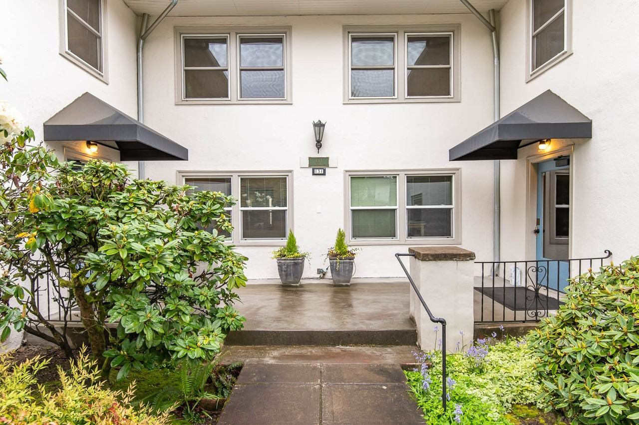 Inverness Apartments - Photo 3 of 3