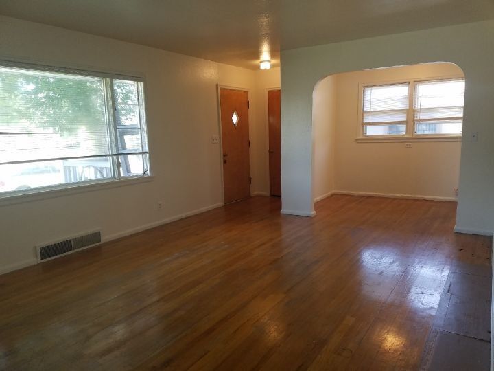 641 Avenue D - Photo 3 of 8