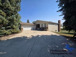 featured image of 618 Sahara Dr