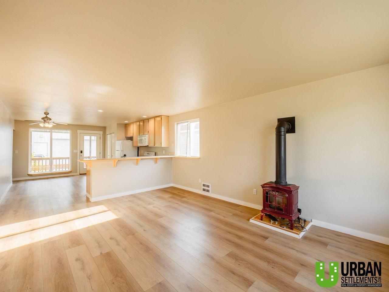 4112 E 23rd Ave - Photo 2 of 21