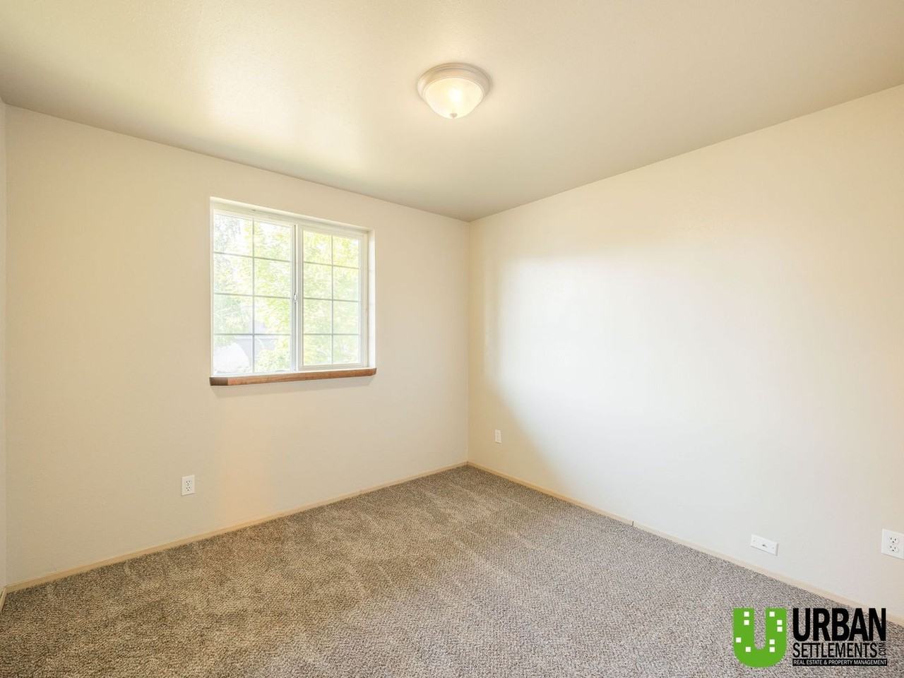 4112 E 23rd Ave - Photo 5 of 21