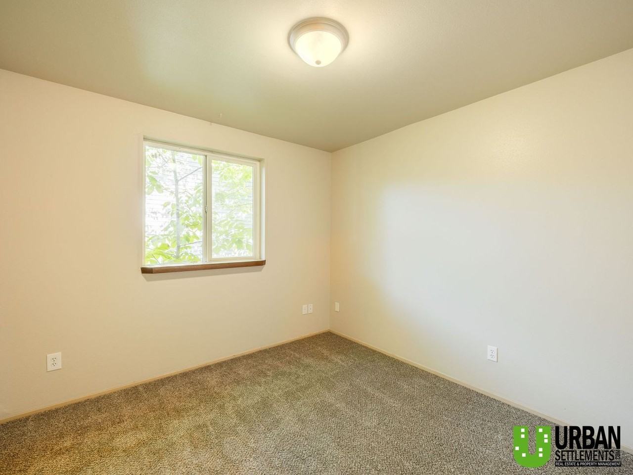 4112 E 23rd Ave - Photo 7 of 21