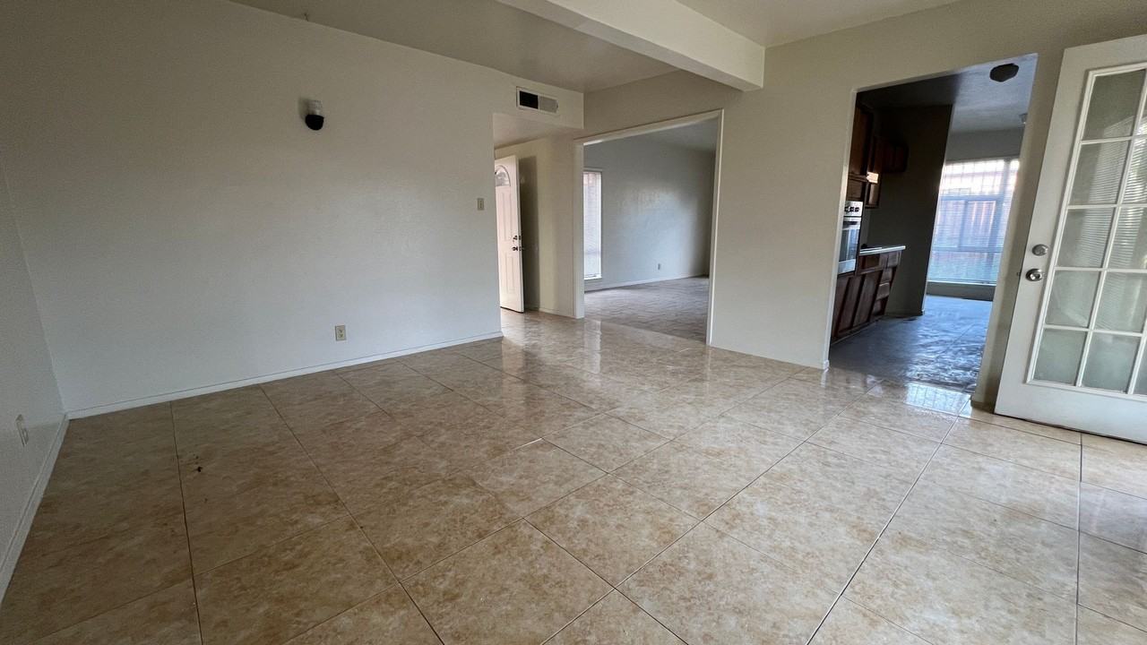 5105 Danny Dr - Photo 2 of 16