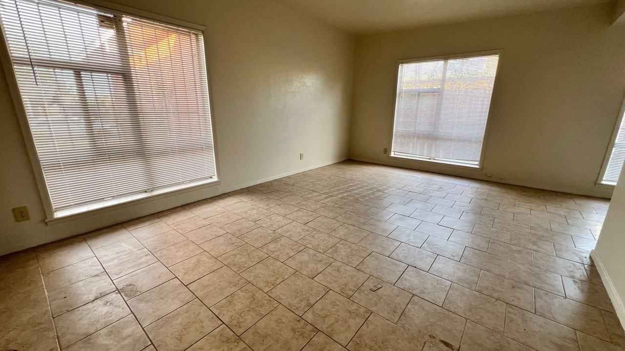 5105 Danny Dr - Photo 5 of 16