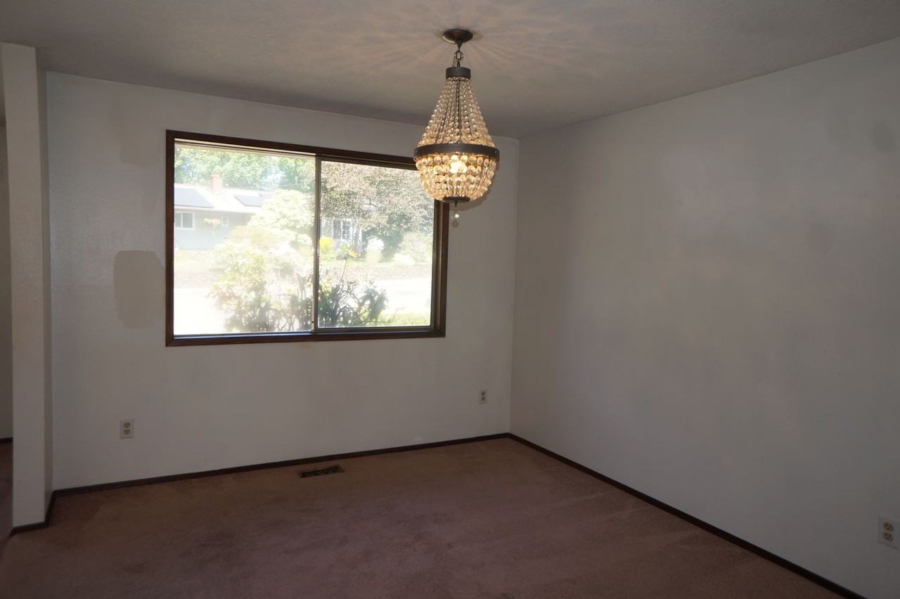 6404 Se Furnberg St - Photo 5 of 26