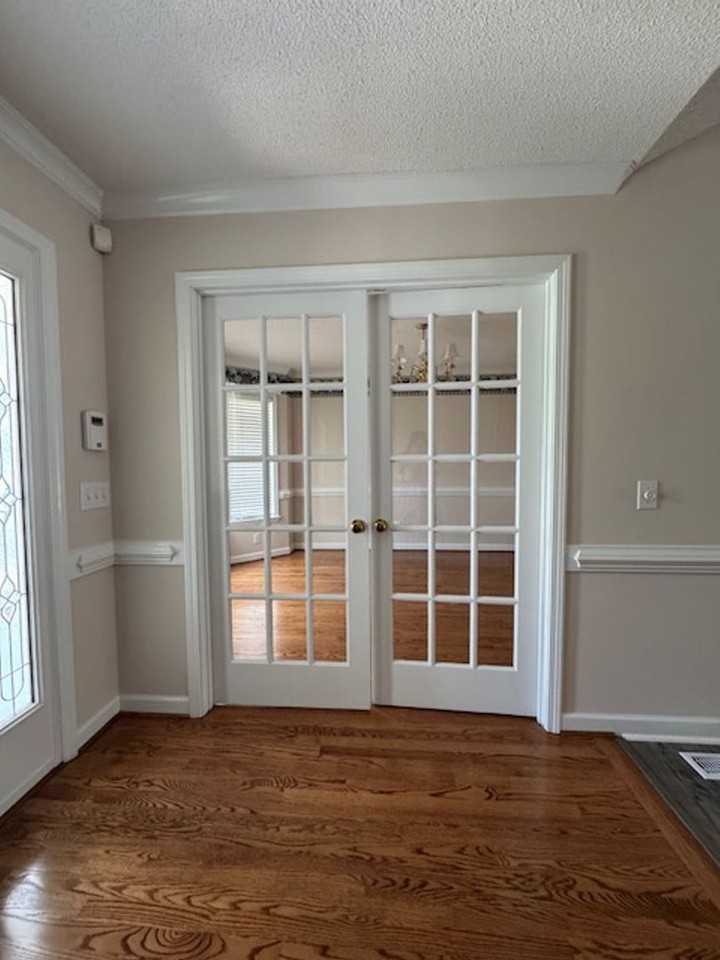 135 Adler Ln - Photo 4 of 16