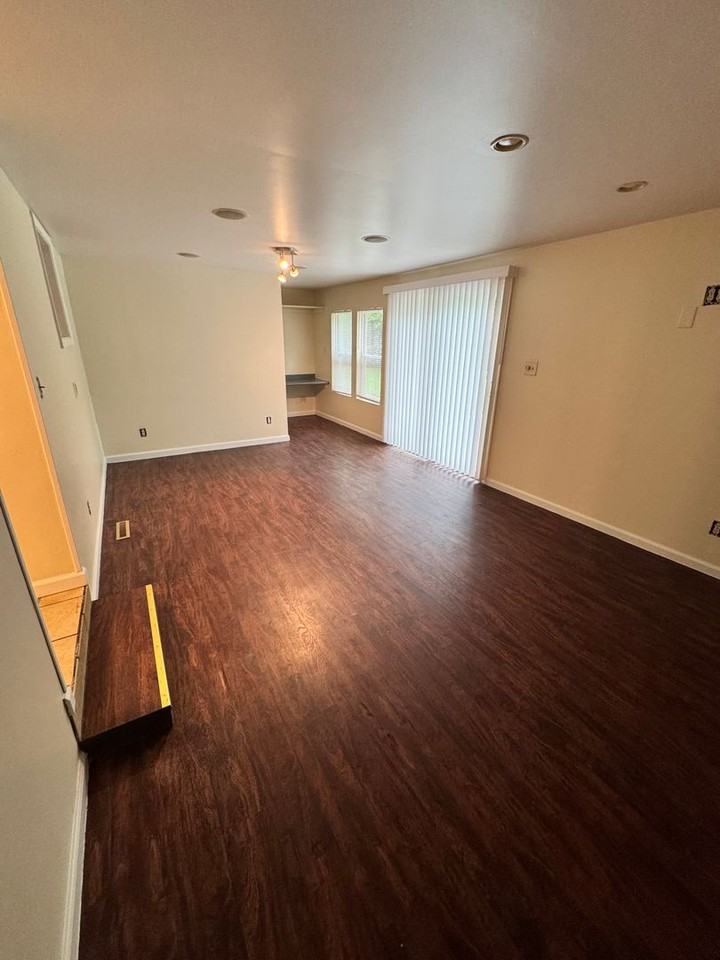 4409 Sunnybrook Dr Se - Photo 5 of 22