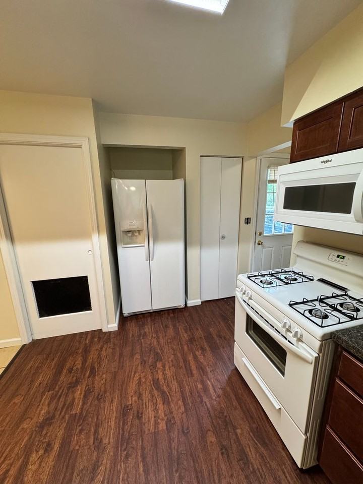 4409 Sunnybrook Dr Se - Photo 7 of 22