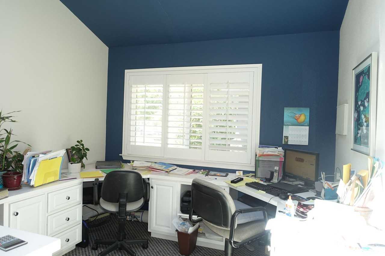 1241 Eureka Ave - Photo 7 of 14