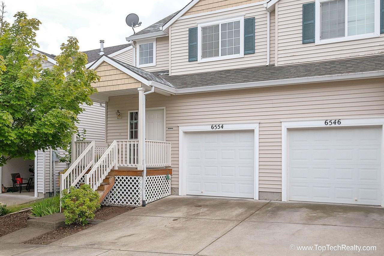 6554 Ne Forest Ln - Photo 2 of 24