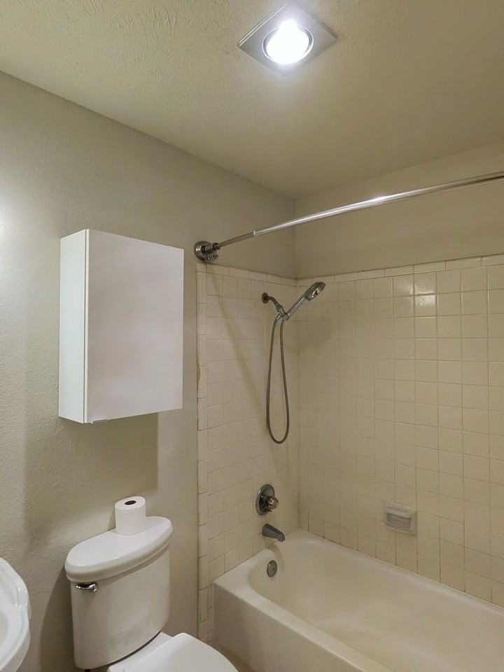 5316 Lansingford Trl - Photo 2 of 4