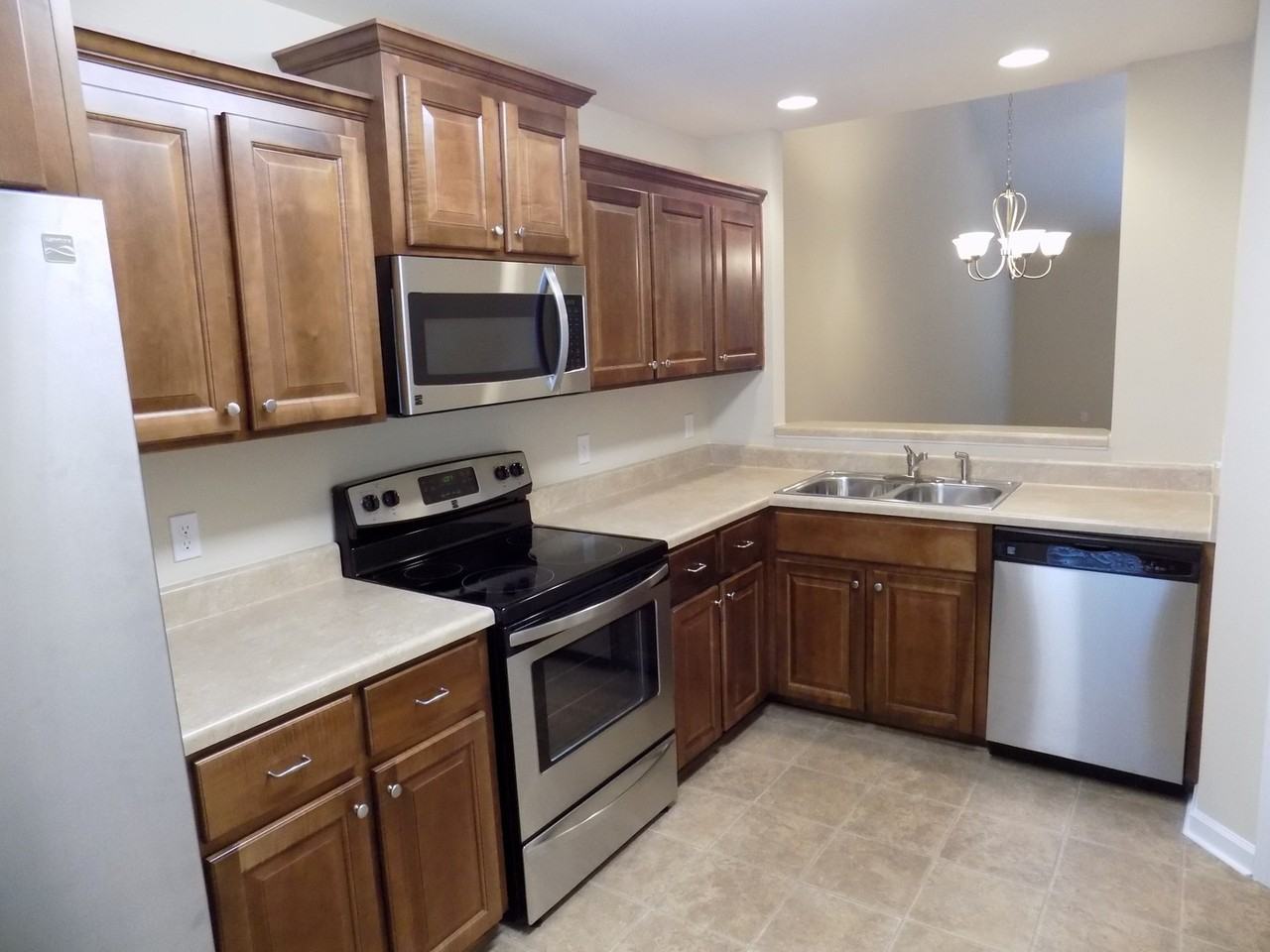 55 Rivermoor Ct - Photo 4 of 13