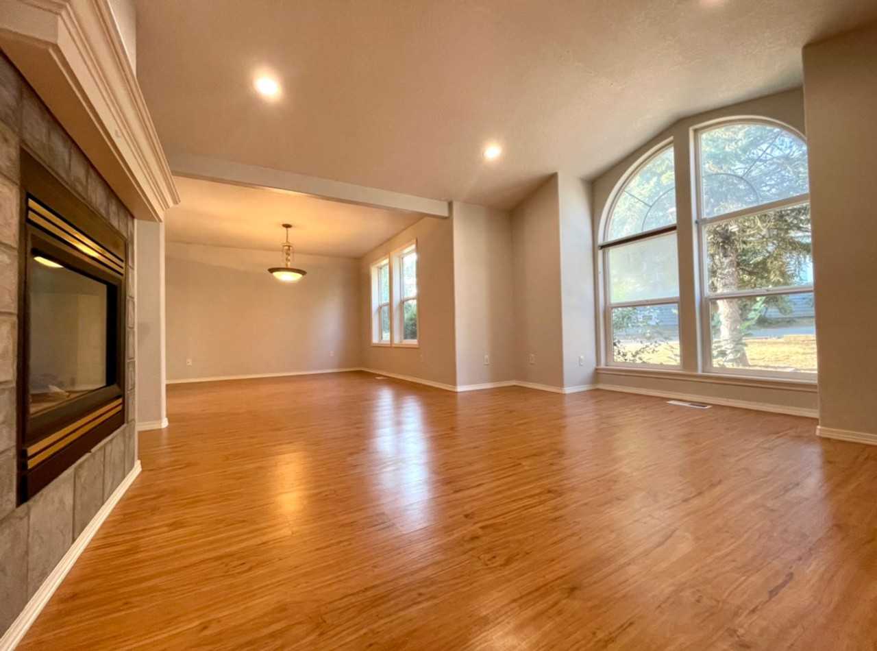 2131 16th St - Photo 5 of 42