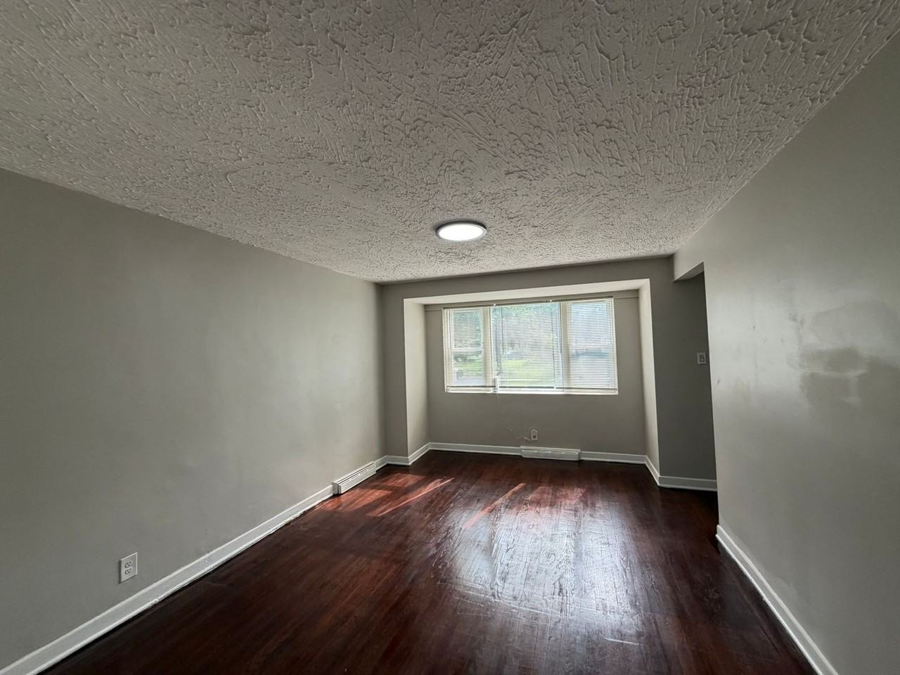 12406 S Normal Ave - Photo 4 of 14
