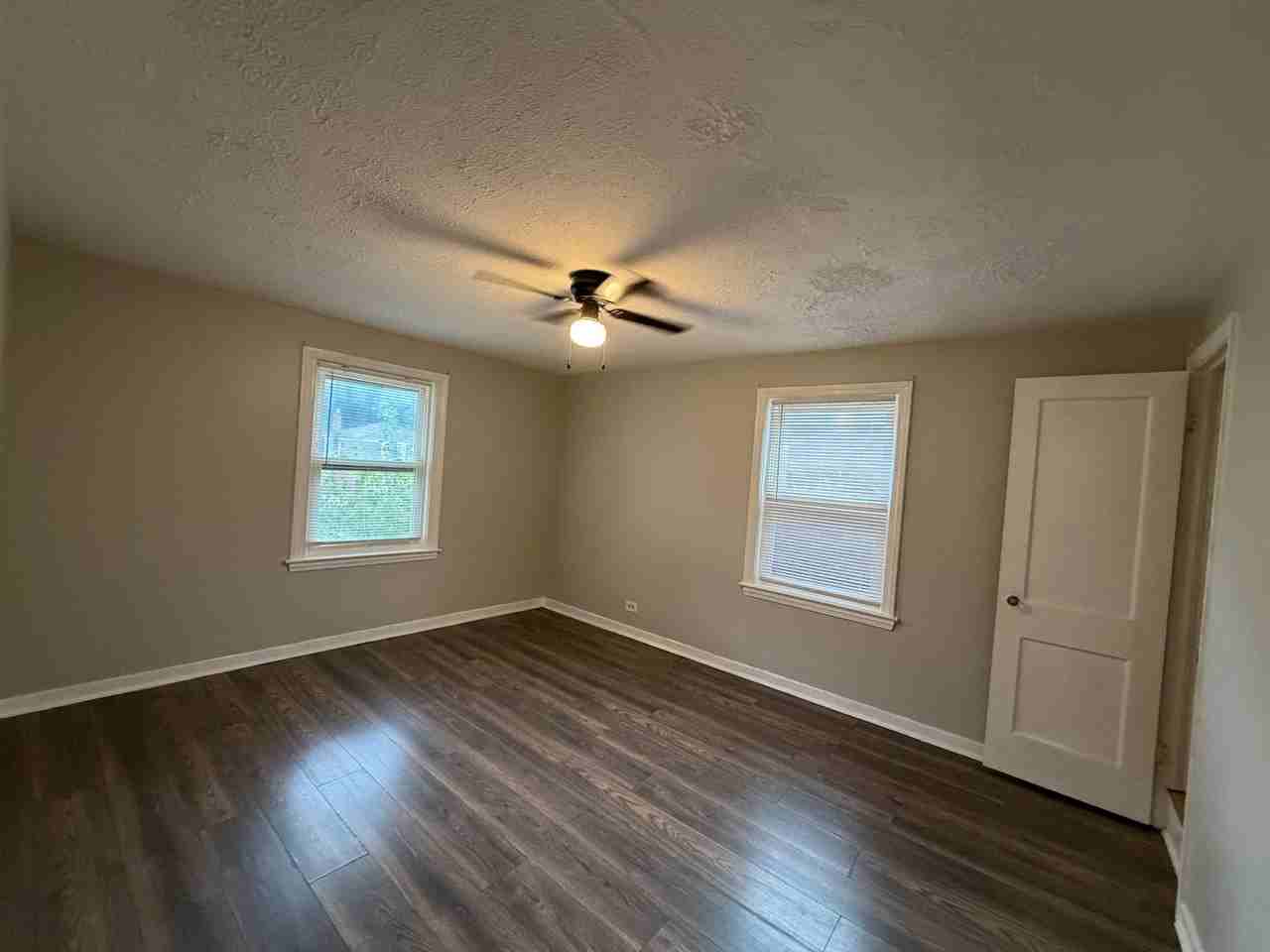 8339 S Hamilton Ave - Photo 7 of 13