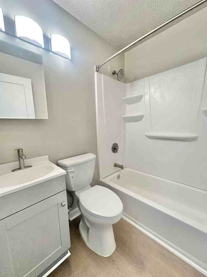 94 Dutch Mill Ct - Photo 6 of 7