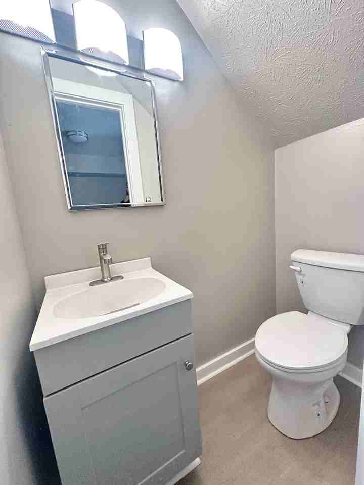 94 Dutch Mill Ct - Photo 7 of 7