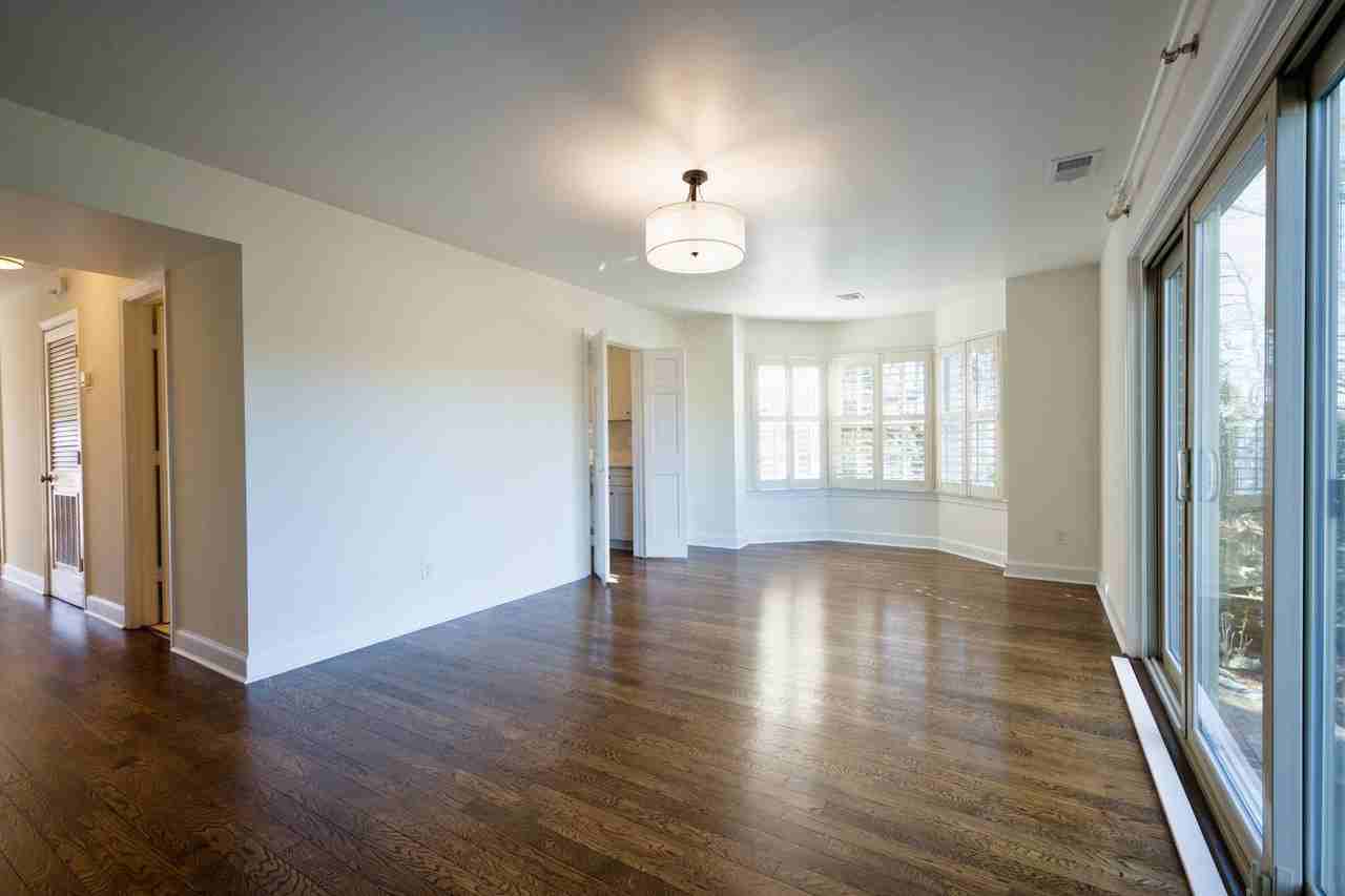 420 Linkhorn Dr - Photo 3 of 16