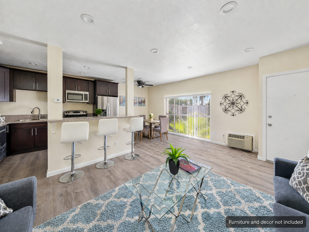 Mesa Cove - Photo 4 of 12