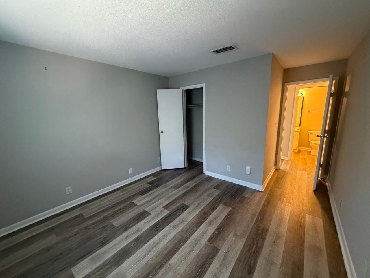 850 Mallery St - Photo 7 of 13