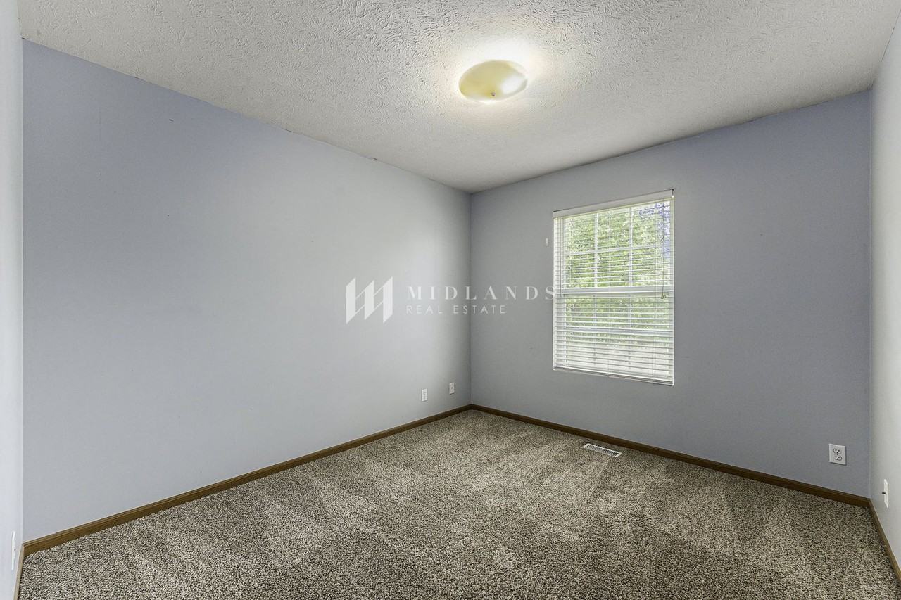 2704 Michaela St - Photo 7 of 15