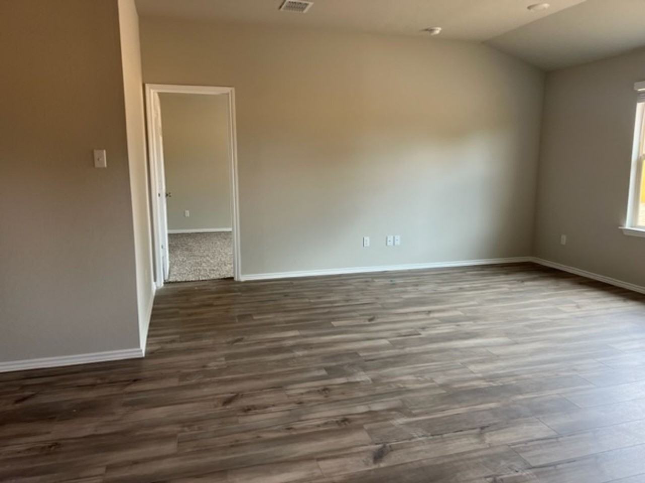 6917 Guadalupe Rd - Photo 6 of 19