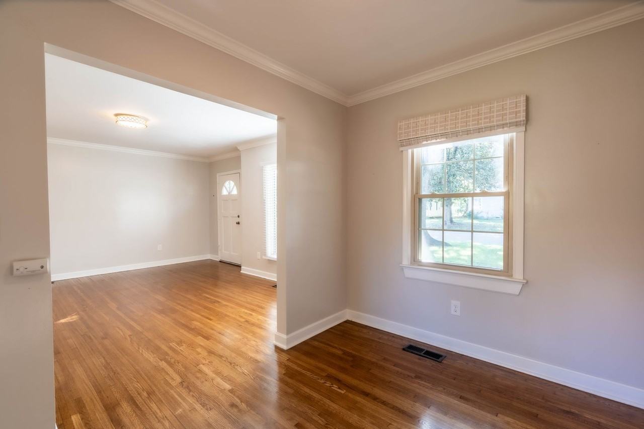 1341 S Erie Ave - Photo 4 of 13