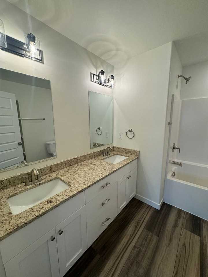 845 Golden Bear Ln - Photo 7 of 16