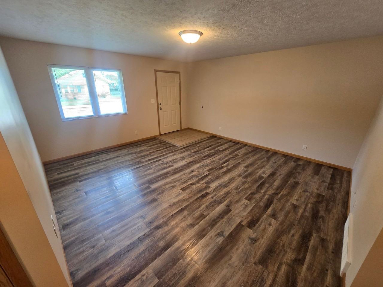 1909 N North Rd Frnt