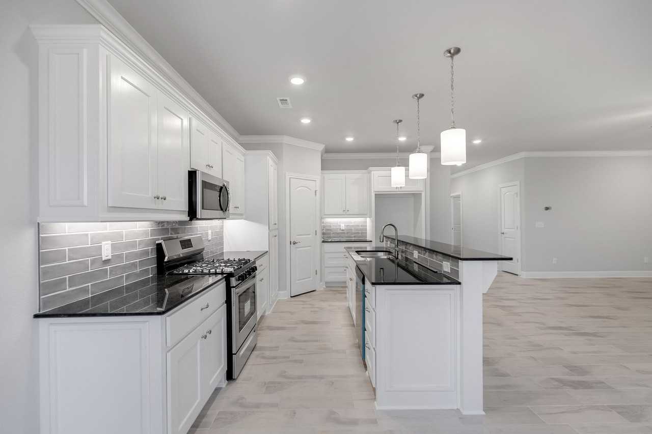 500 Piper Ln - Photo 3 of 34