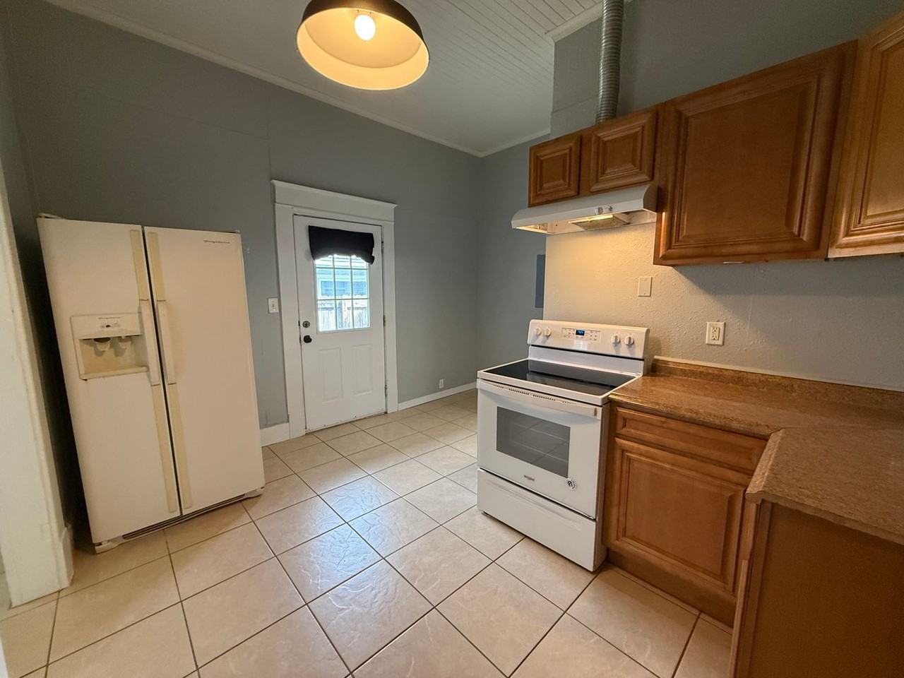 1006 W Chase St #C - Photo 6 of 15
