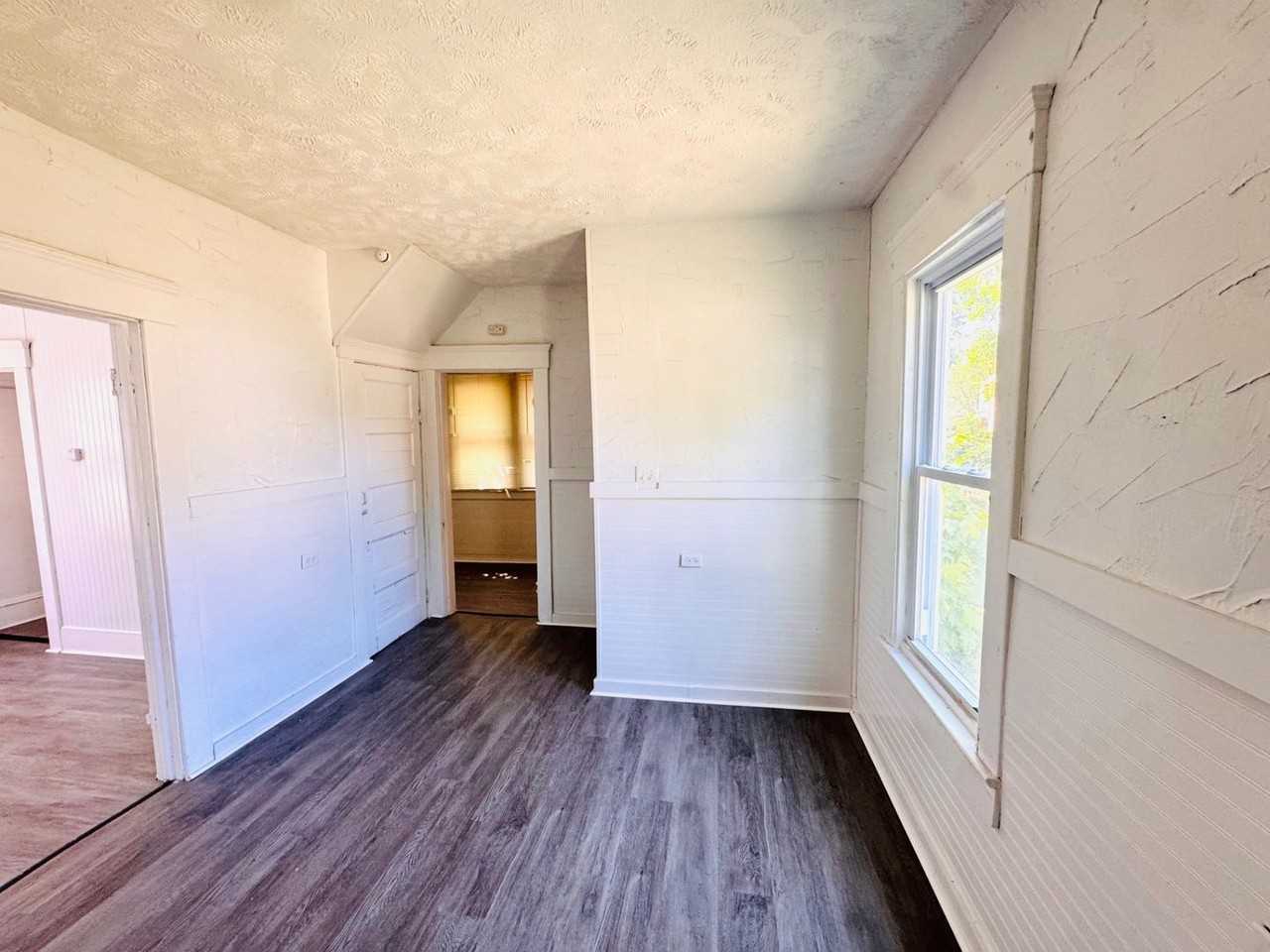924 Ansel Rd - Photo 6 of 32