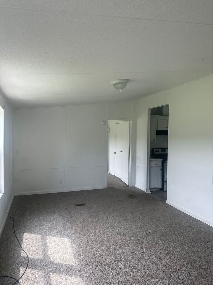 6245 Speights Chapel Rd - Photo 2 of 17