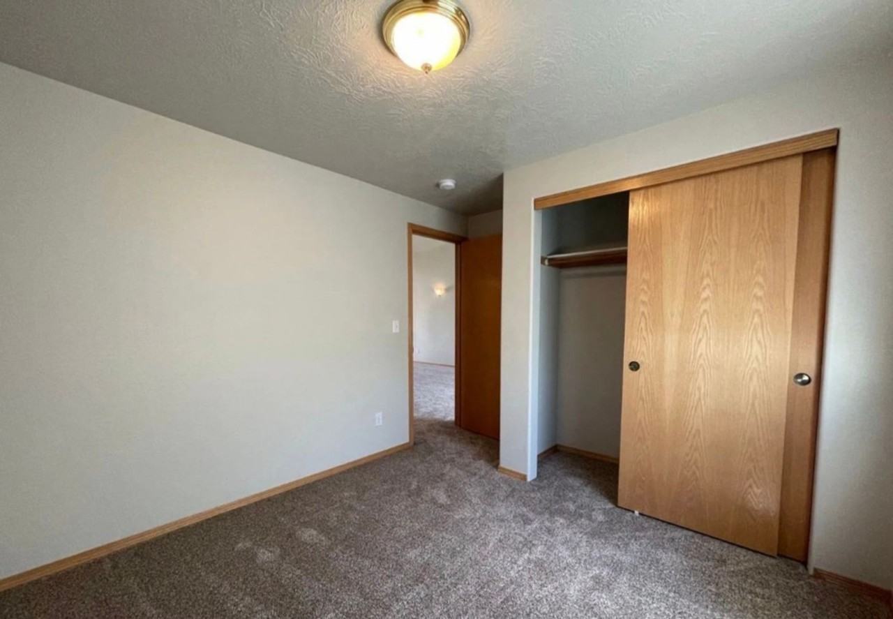 3961 Azalea Ave Se - Photo 7 of 11