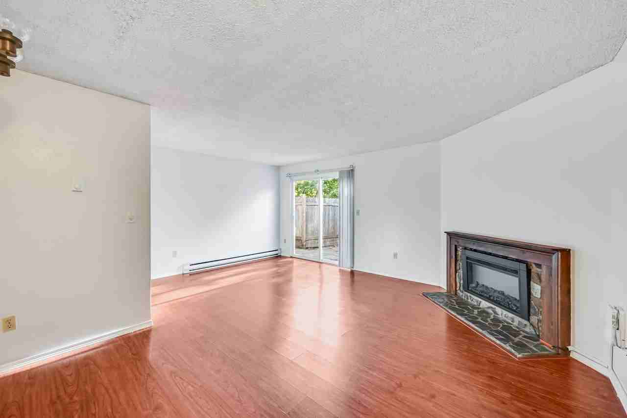 9785 Sw Lookout Ter - Photo 3 of 12