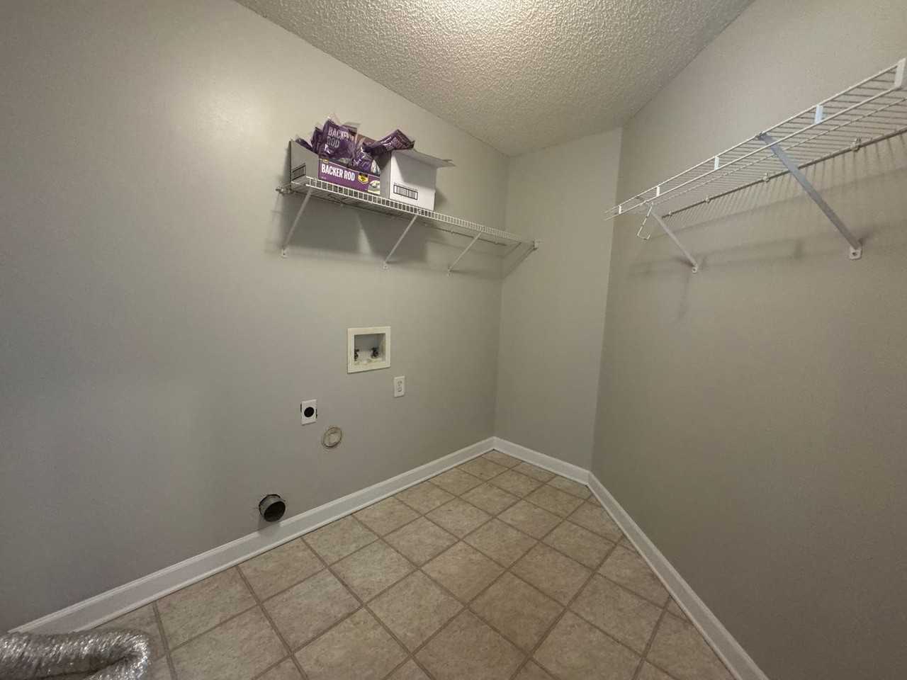 521 River View Dr - Photo 7 of 13
