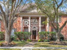 featured image of 4410 Heatherwilde St