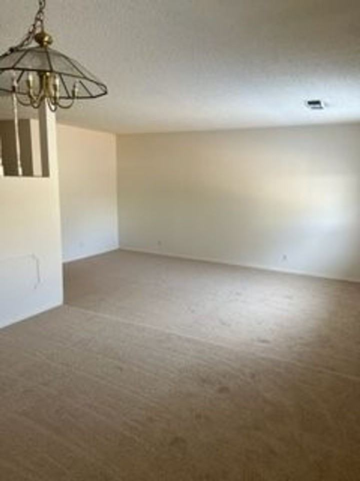 11317 Baja Dr Ne - Photo 4 of 13