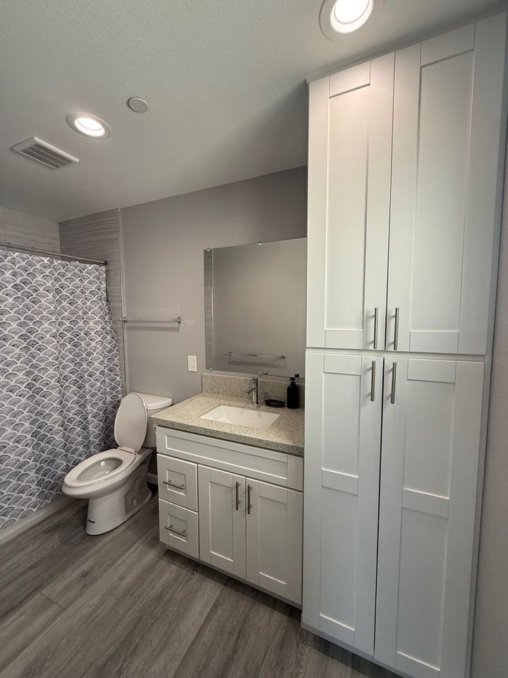 5276 Imperial Ave - Photo 2 of 10