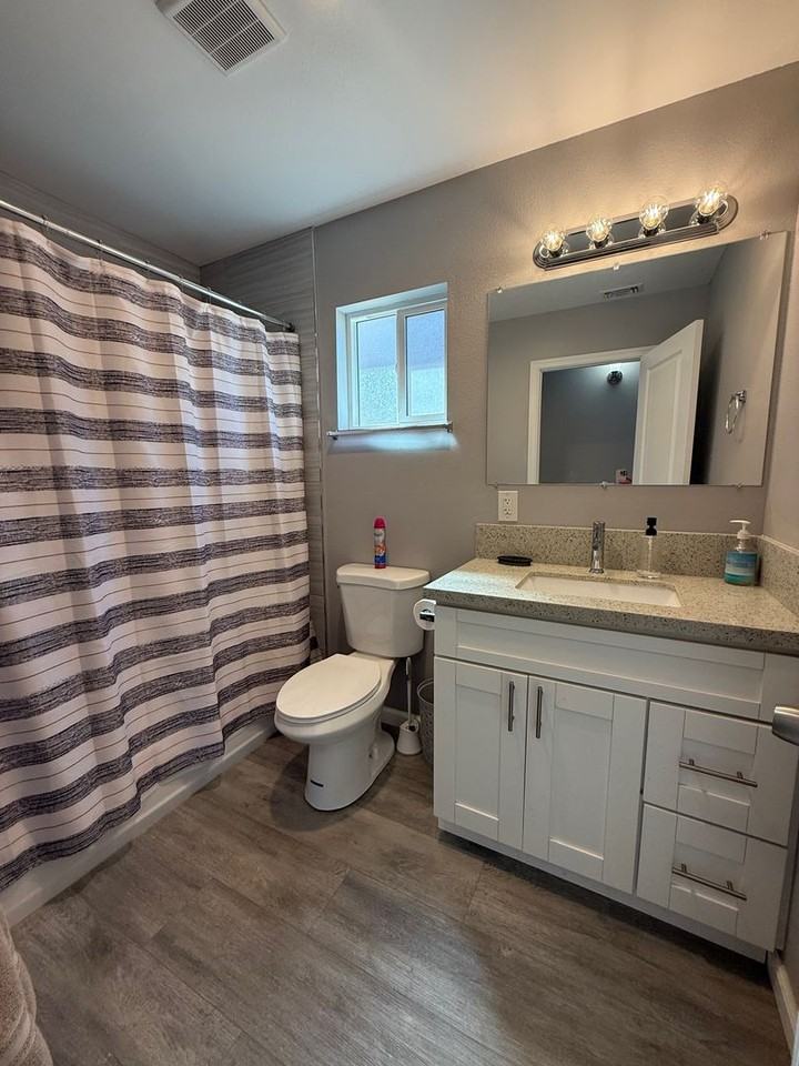 5276 Imperial Ave - Photo 7 of 10