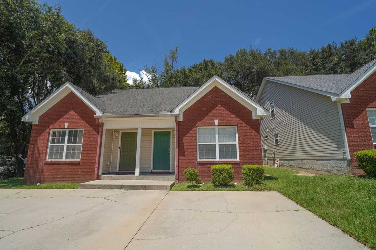 2788 Westbrook Ct - Photo 2 of 24