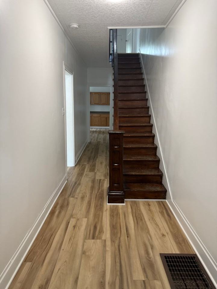 156 E Penn St - Photo 2 of 14