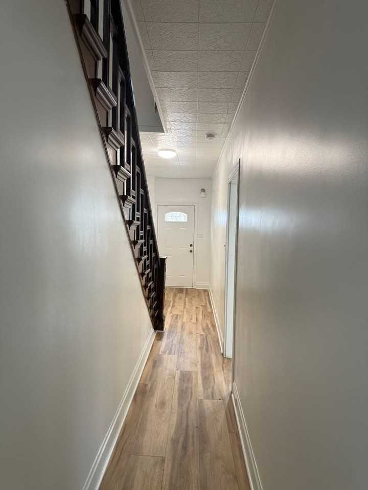 156 E Penn St - Photo 3 of 14
