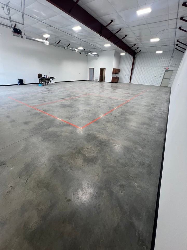 628 Enterprise St N - Photo 5 of 17