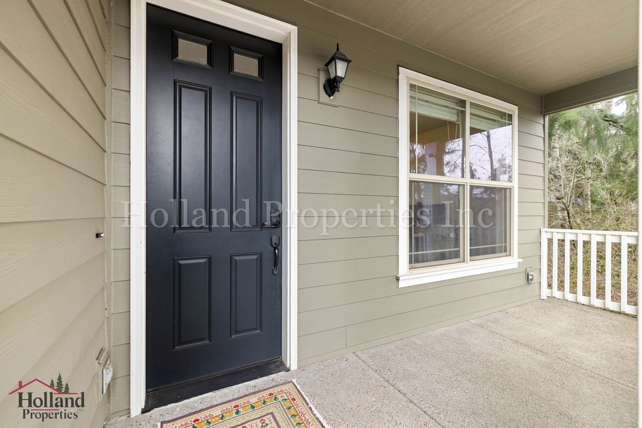 12723 Sw Willow Point Ln - Photo 2 of 50